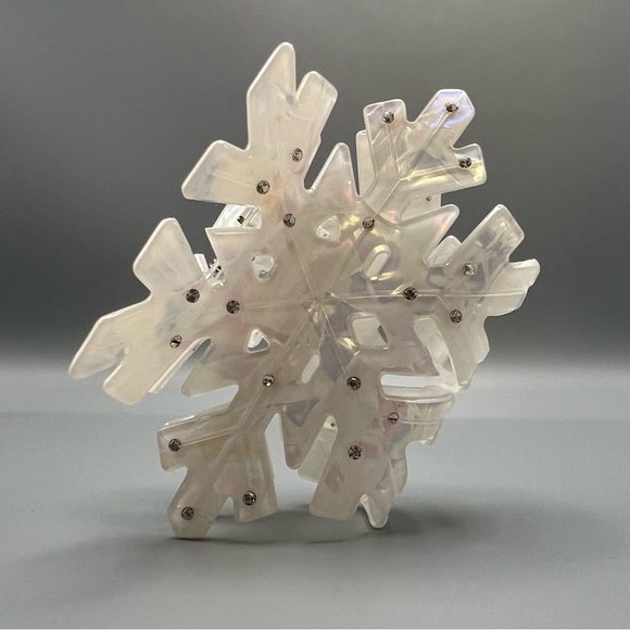 Accessories - Snowflake Claw Clip